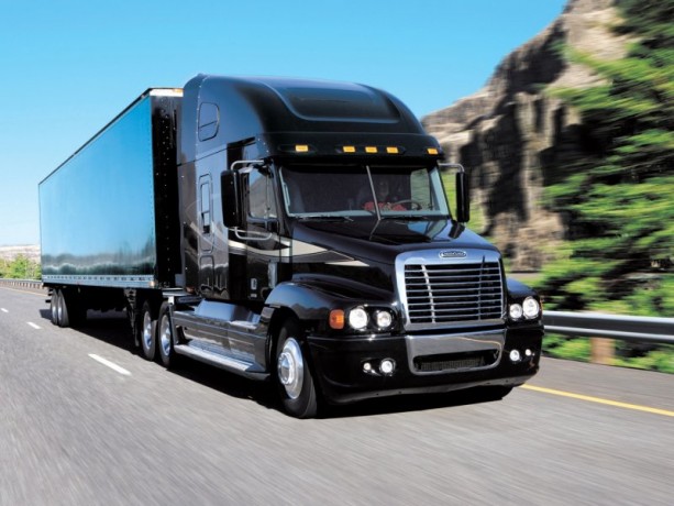 Бампер Freightliner FLC 120 с 2004 г.в., центр купить недорого с доставкой в Саров