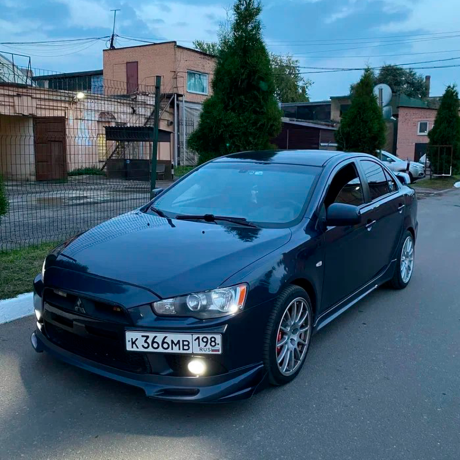 Подиум номера "EVO" №1 (прямой, гладкий, дорестайлинг) для Mitsubishi Lancer 10 (2007-2010) купить недорого с доставкой в Саров