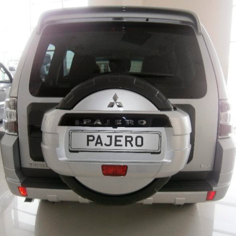 Колпак запасного колеса (Абс гладкий) для Mitsubishi Pajero 4 купить недорого с доставкой в Саров
