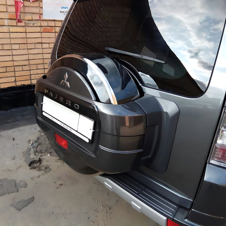 Защитный бокс для запасного колеса Mitsubishi Pajero 4 купить недорого с доставкой в Саров
