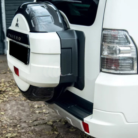 Бокс запасного колеса окрашенный и прошитый для Mitsubishi Pajero (IV gen)(2006-2015) купить недорого с доставкой в Саров