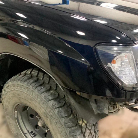Крыло переднего колеса (пассажирское, правое) для Toyota Land Cruiser 100 купить недорого с доставкой в Саров