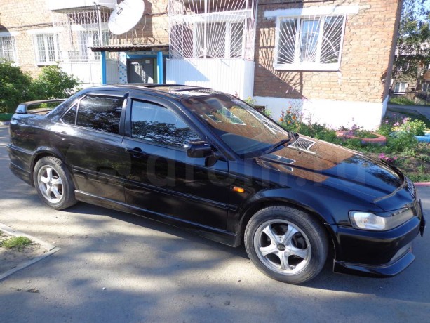 Накладки на пороги "Euro-R" Honda Accord/Torneo (Кузова CF3, CF4, CF5) купить недорого с доставкой в Саров