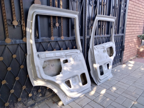 Комплект задних стеклопластиковых дверей для B@3 2123 "Chevrolet Niv@" купить недорого с доставкой в Саров